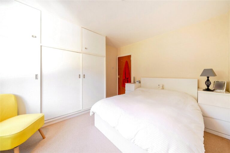 scrsah_scr260682_img_15.jpg Ballards Way, South Croydon, CR2, photo 16
