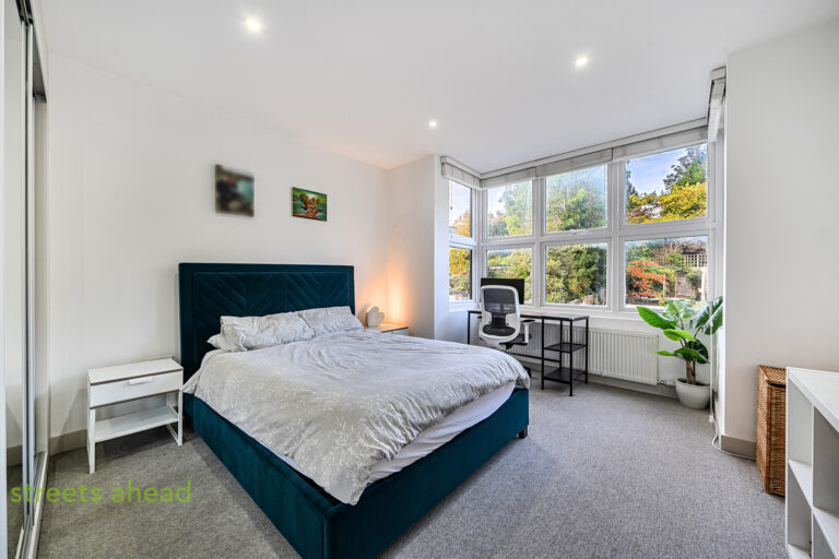 scrsah_scr260697_img_07.jpg Croham Road, South Croydon, CR2, photo 8