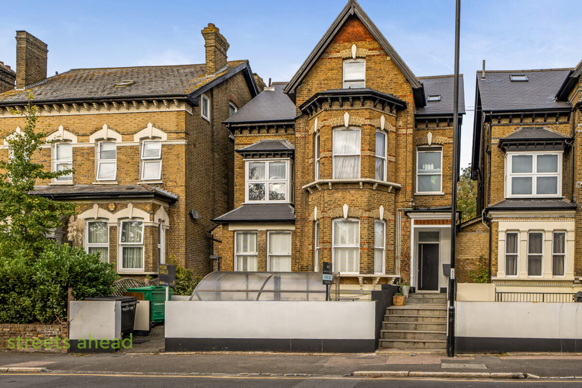 scrsah_scr260697_img_14-v2.jpg Croham Road, South Croydon, CR2, photo 15