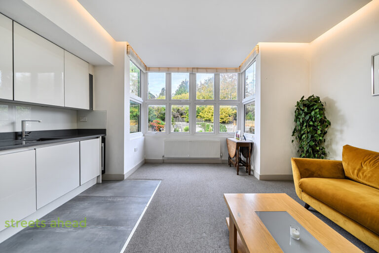 scrsah_scr260697_img_15-v2.jpg Croham Road, South Croydon, CR2, photo 16