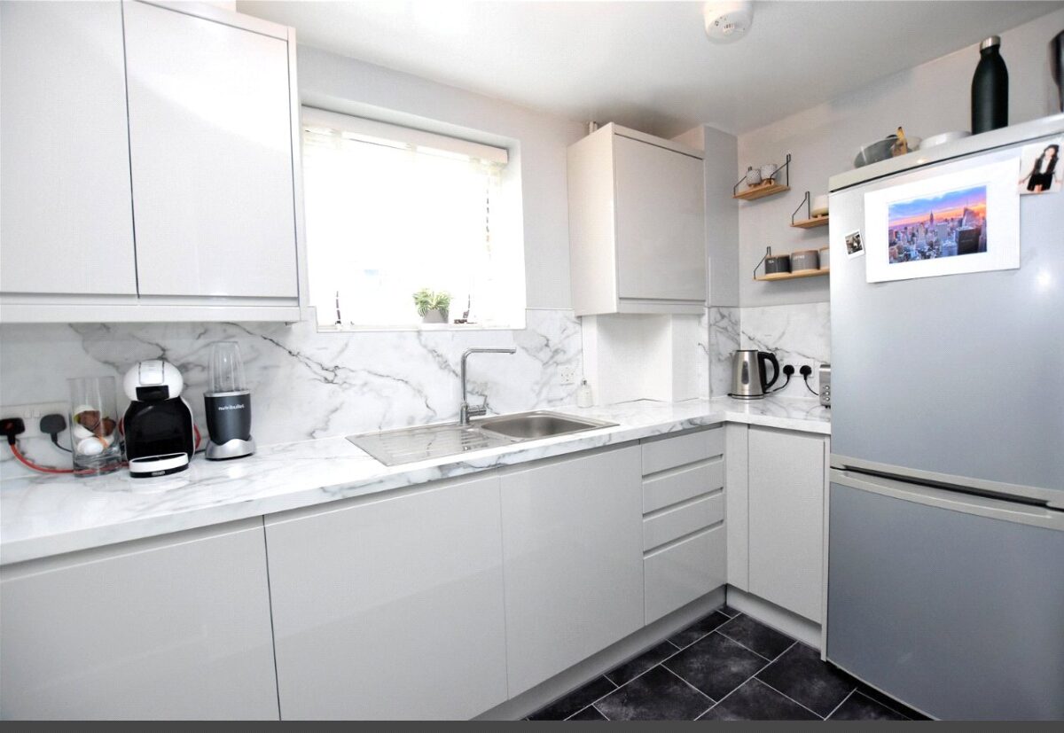 snwsah crp230631 l img 03