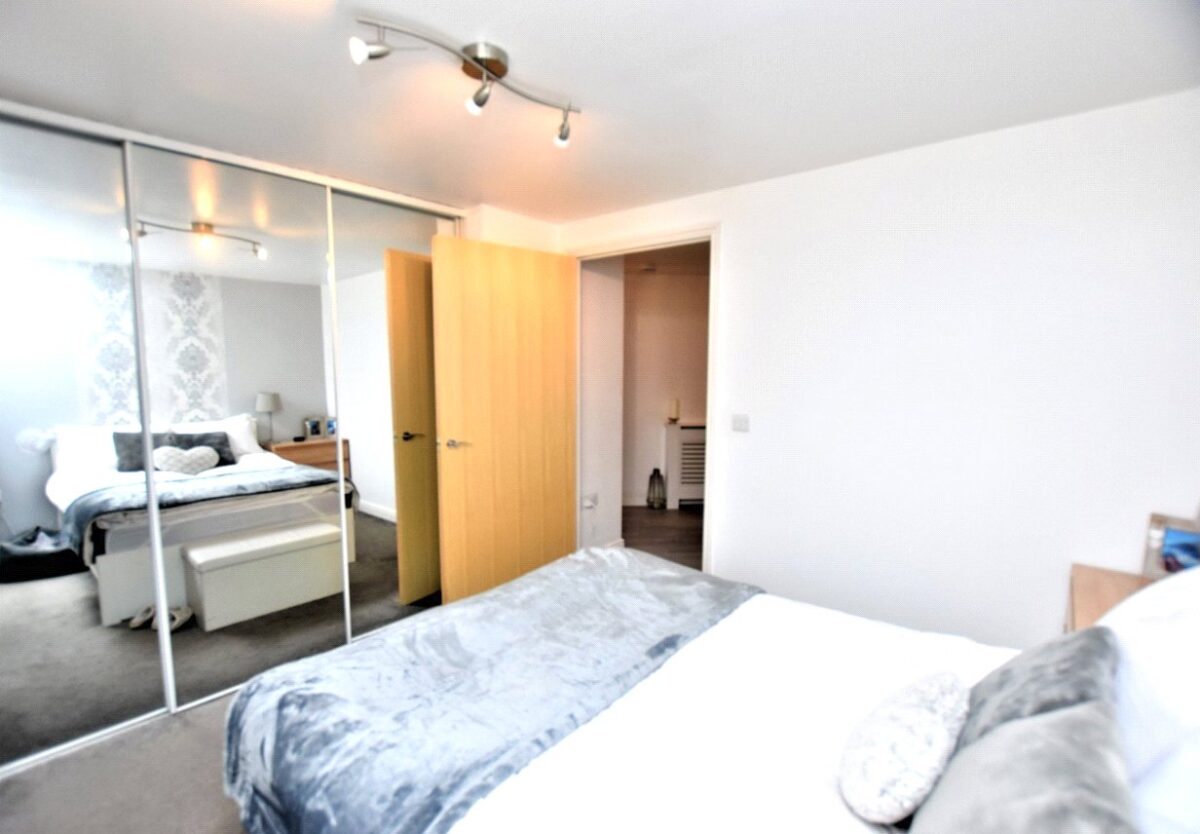 snwsah crp230631 l img 08