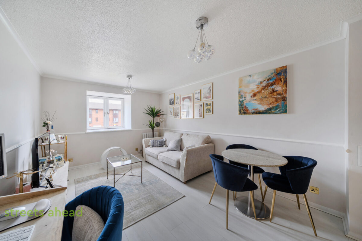 snwsah crp260133 img 00