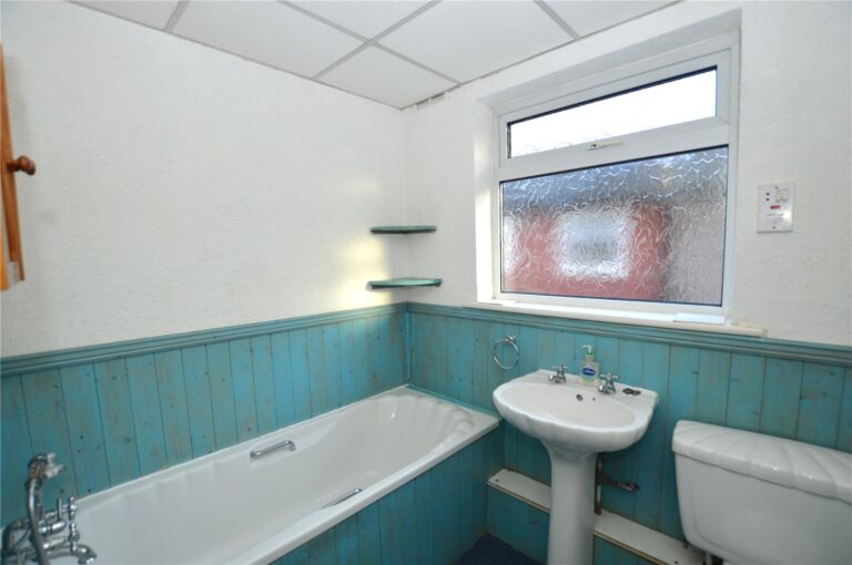 Birchanger Road, London, SE25, photo 3