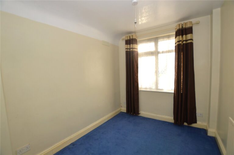 Birchanger Road, London, SE25, photo 5