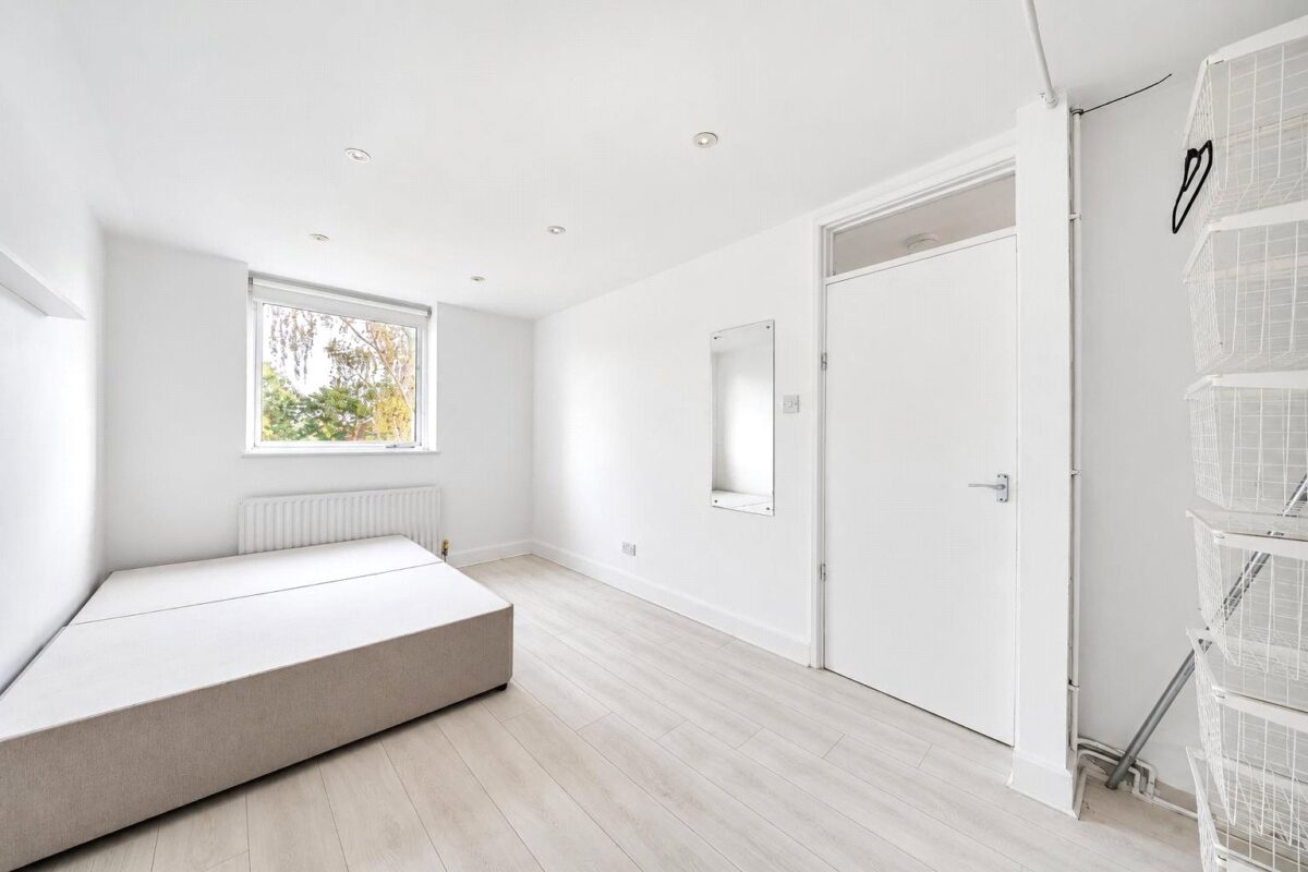 snwsah_rpt150350_l_img_05.jpg Shirley Row, Avenue Road, London, SE25, photo 6