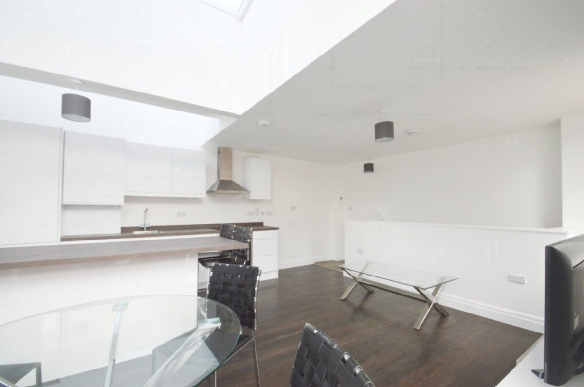 snwsah rpt200010 l img 02