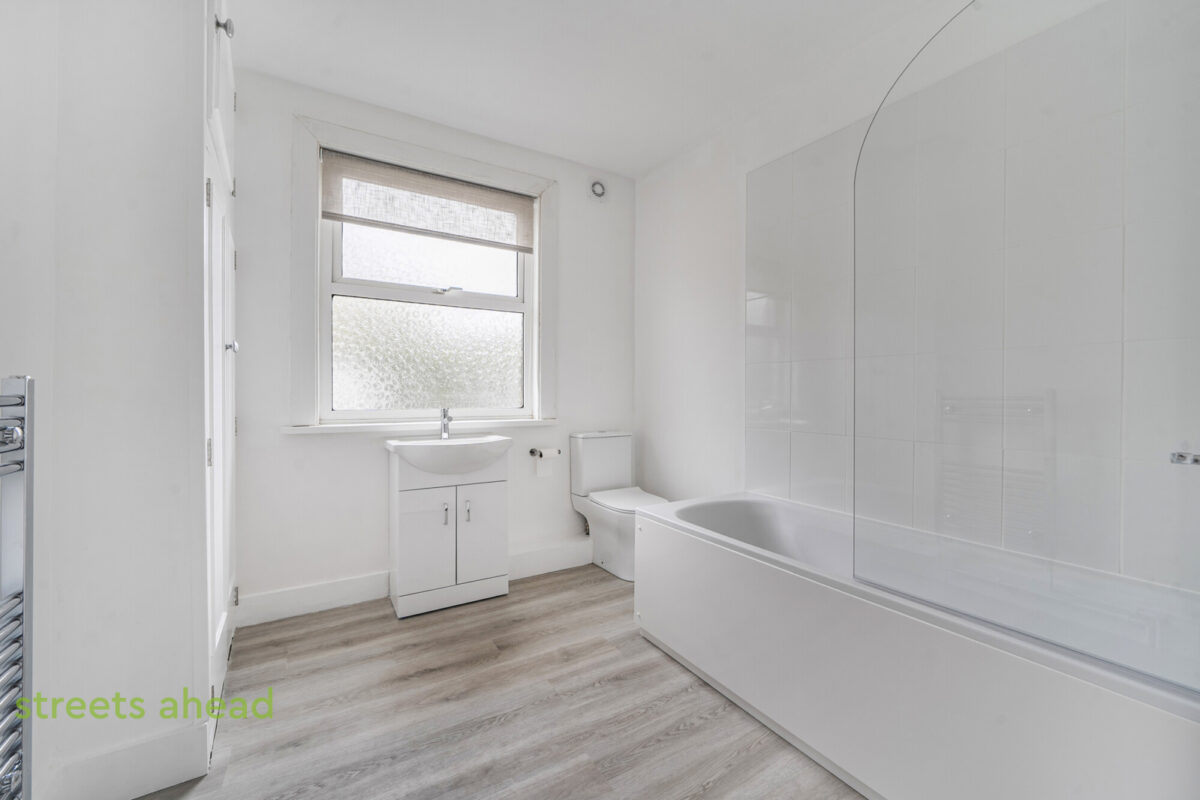 snwsah_snw080370_l_img_09.jpg Aylett Road, London, SE25, photo 10