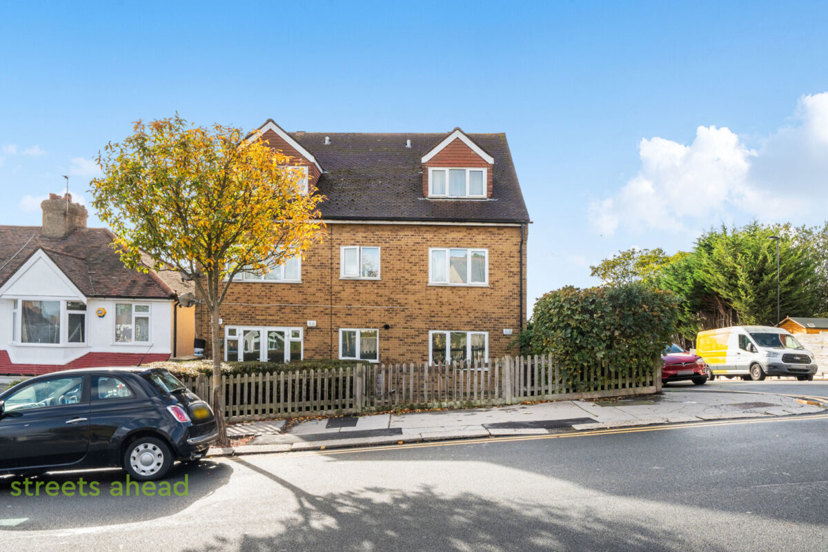 snwsah_snw240218_img_00.jpg Parry Road, London, SE25, photo 1