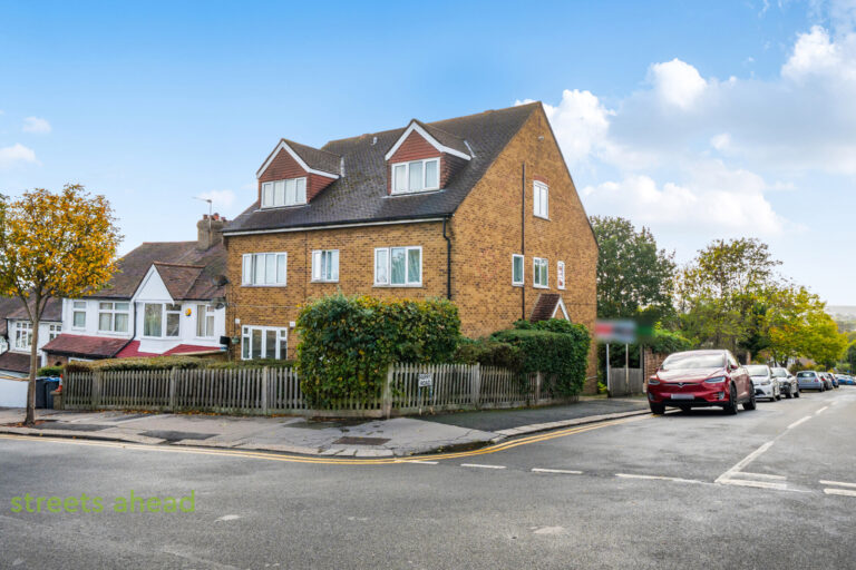 snwsah_snw240218_img_07.jpg Parry Road, London, SE25, photo 8