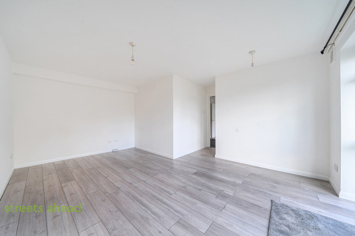 snwsah_snw240218_img_15.jpg Parry Road, London, SE25, photo 16