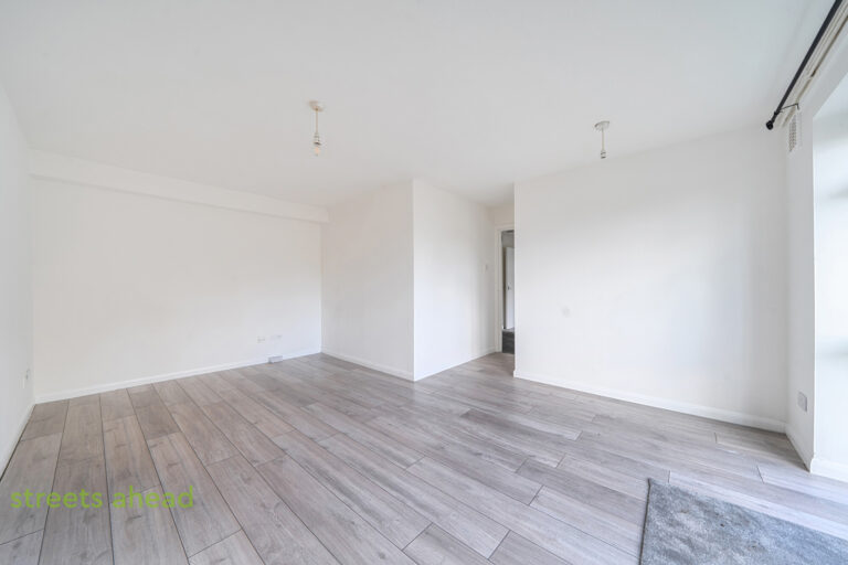 snwsah_snw240218_img_15.jpg Parry Road, London, SE25, photo 16