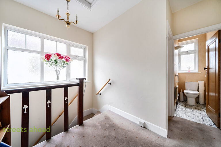 South Norwood Hill, London, SE25, photo 14