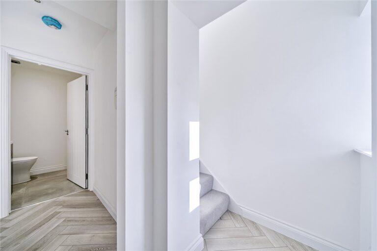 snwsah_snw250184_l_img_05.jpg Portland Road, London, SE25, photo 6
