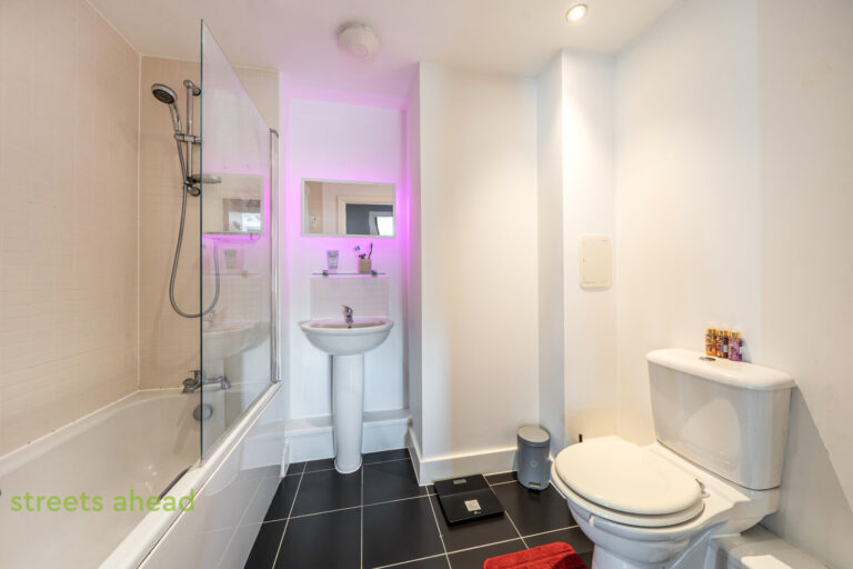 Watson Place, London, SE25, photo 5