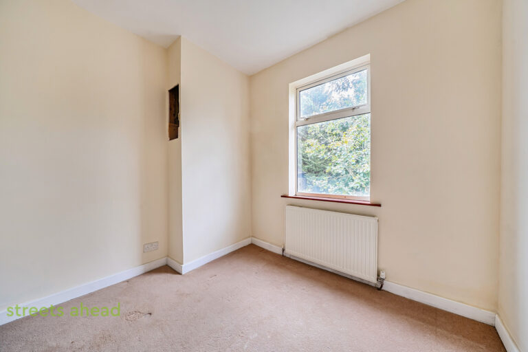 snwsah_snw260212_img_09.jpg Sunnycroft Road, London, SE25, photo 10