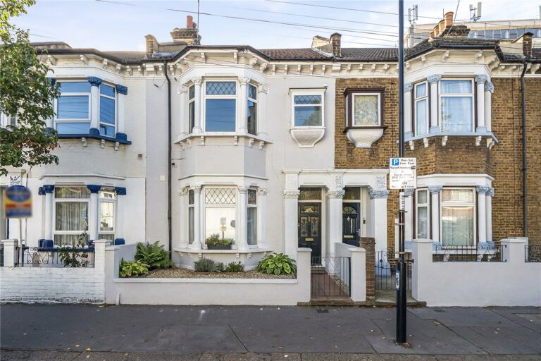 snwsah_snw260278_l_img_00.jpg Cotford Road, Thornton Heath, photo 1