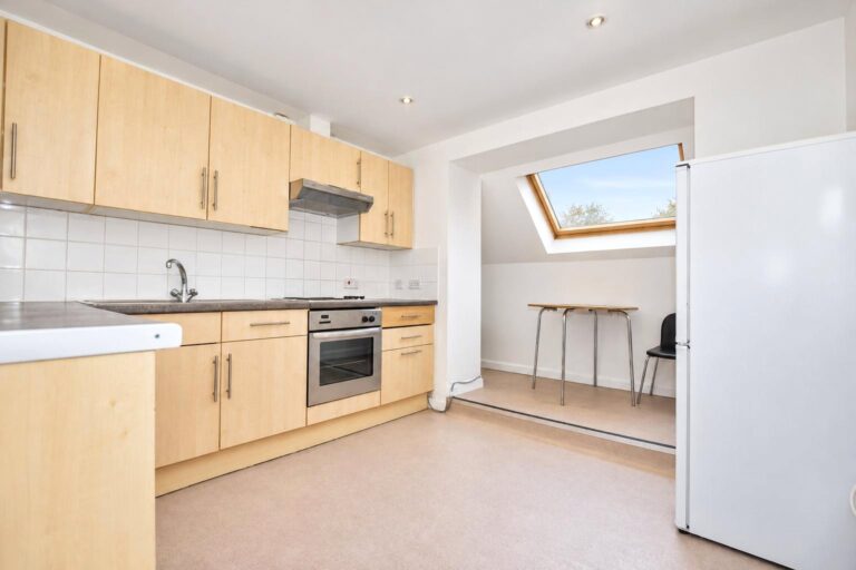 Albert Road, London, SE25, photo 3