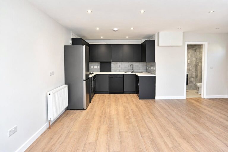 Carmichael Road, London, SE25, photo 3