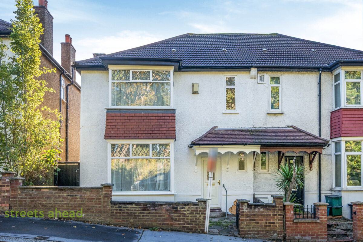 Ross Road, London, SE25, photo 1