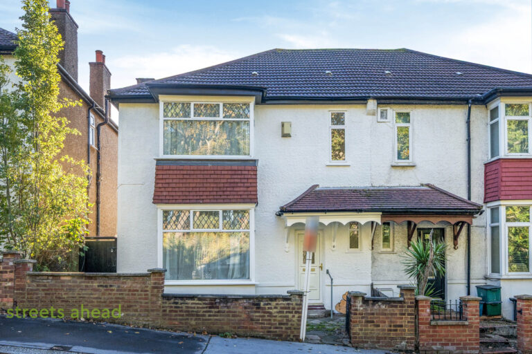 Ross Road, London, photo 1