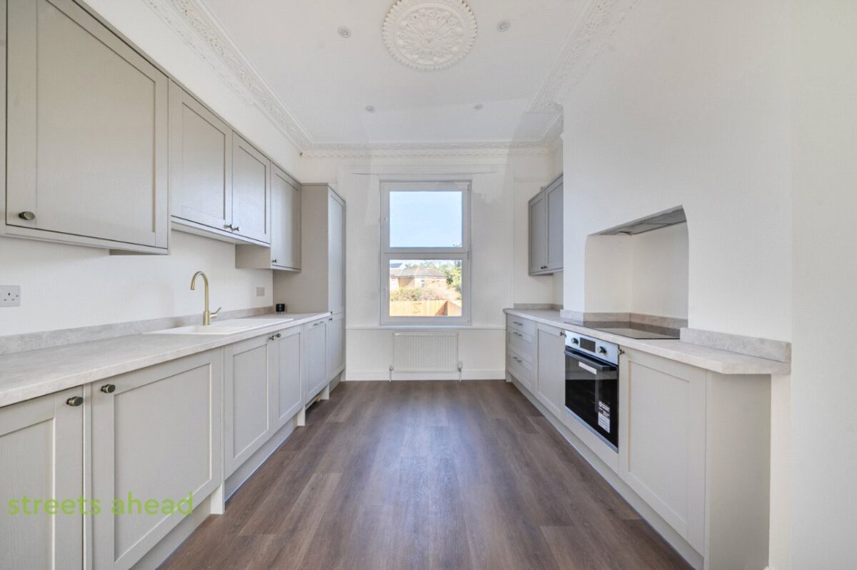 snwsah_snw260288_l_img_01.jpg Fernham Road, Thornton Heath, CR7, photo 2