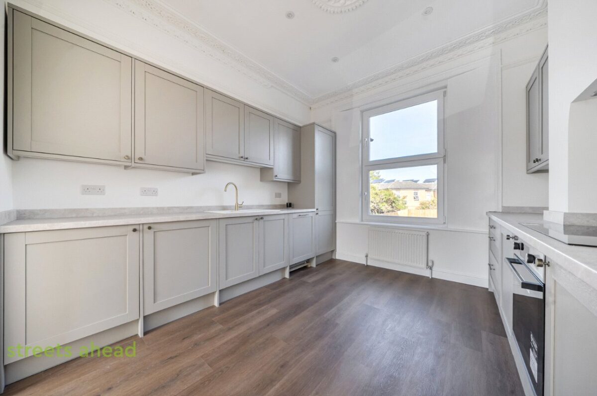 snwsah_snw260288_l_img_02.jpg Fernham Road, Thornton Heath, CR7, photo 3
