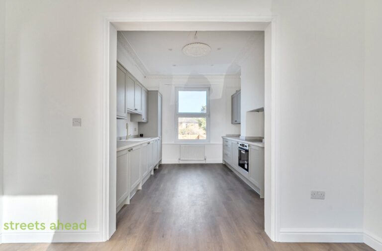 snwsah_snw260288_l_img_03.jpg Fernham Road, Thornton Heath, CR7, photo 4