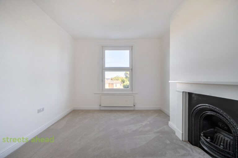 snwsah_snw260288_l_img_08.jpg Fernham Road, Thornton Heath, CR7, photo 9