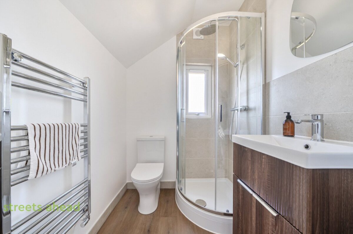 snwsah_snw260288_l_img_15.jpg Fernham Road, Thornton Heath, CR7, photo 16