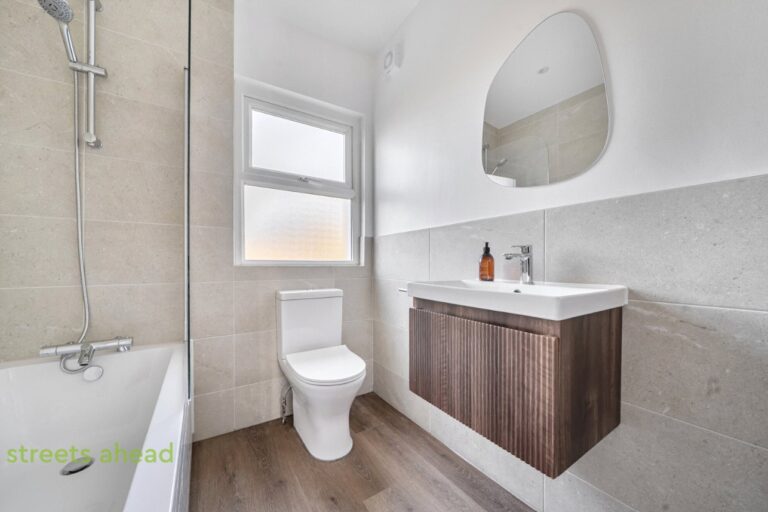 snwsah_snw260288_l_img_17.jpg Fernham Road, Thornton Heath, CR7, photo 18