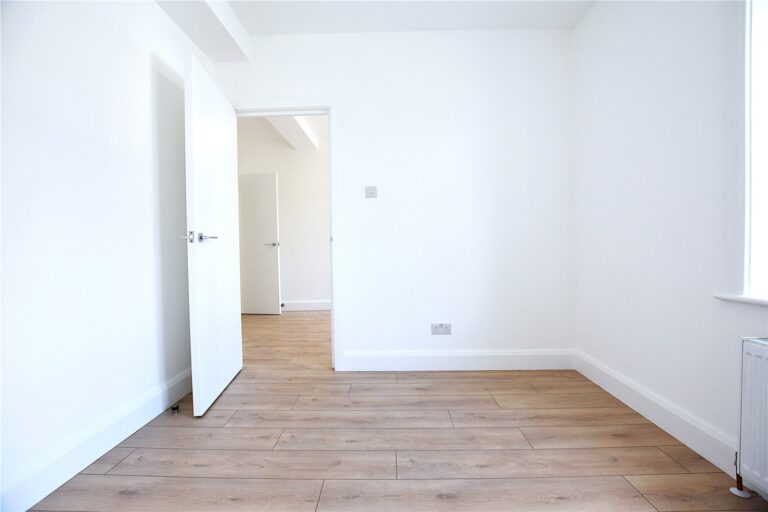 thosah_crp260201_l_img_05-v4.jpg thosah crp260201 l img 05 v4