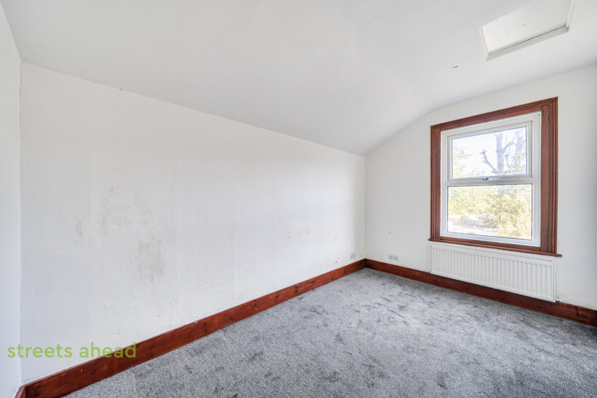 thosah_tho260214_img_05-v2.jpg Frant Road, Thornton Heath, CR7, photo 6