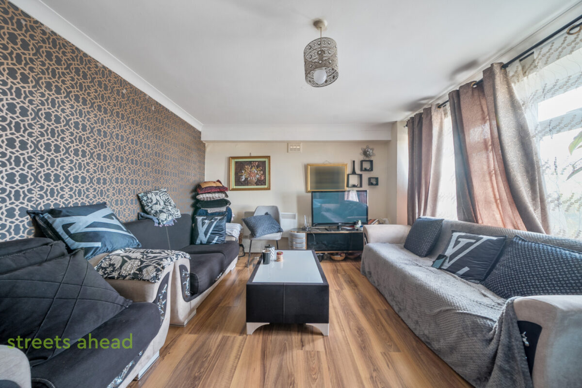 thosah_tho260264_img_04.jpg London Road, Thornton Heath, CR7, photo 5