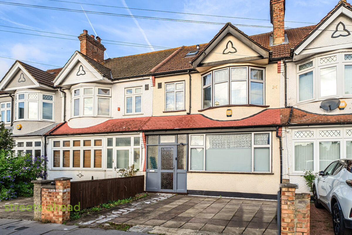 thosah_tho260277_img_00.jpg Limpsfield Avenue, Thornton Heath, CR7, photo 1