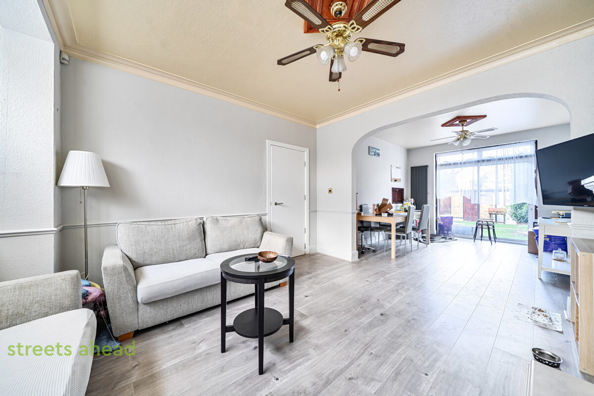 thosah_tho260277_img_09.jpg Limpsfield Avenue, Thornton Heath, CR7, photo 10