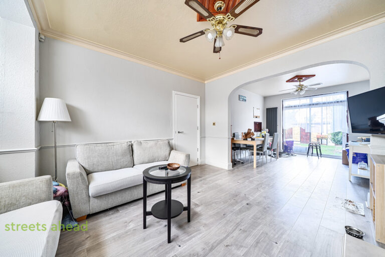 thosah_tho260277_img_09.jpg Limpsfield Avenue, Thornton Heath, CR7, photo 10
